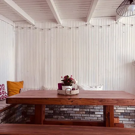 Casa Crystallia 度假居 *